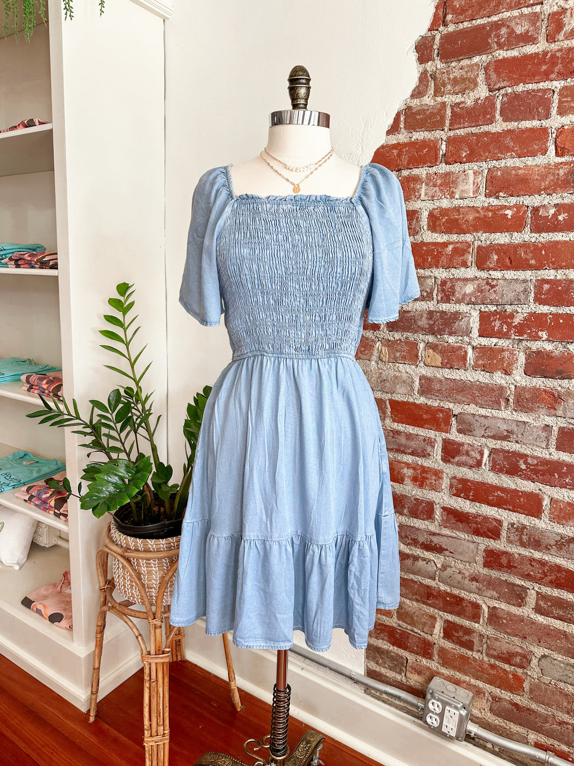 Kira Denim Short Sleeve Smock Dress - Light Blue-Carolyn Jane's Jewelry