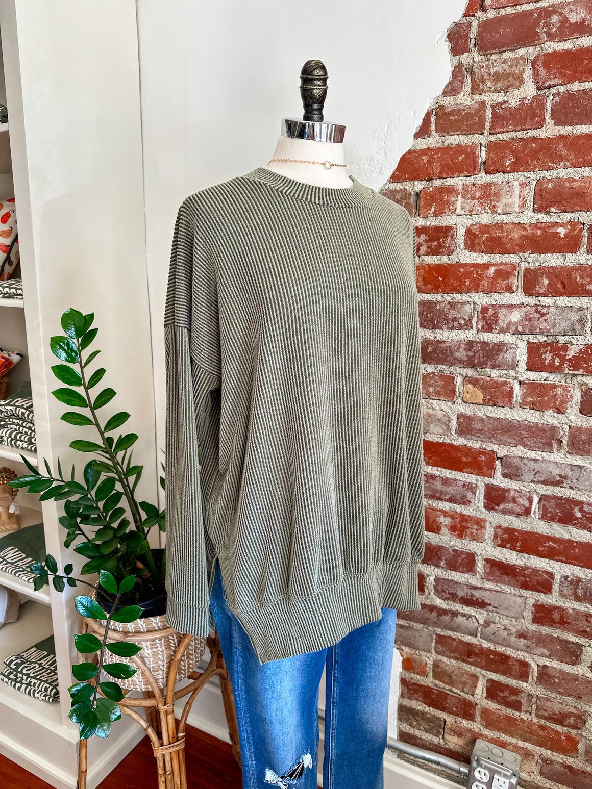 Winnie Oversized Ribbed Sweatshirt - Olive-Sweatshirt-Carolyn Jane's Jewelry